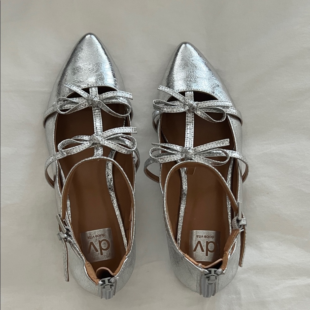 DV by Dolce Vita Women's Metallic Silver Flats